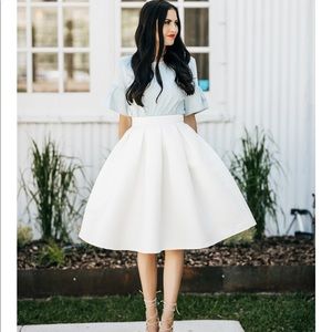Rachel Parcell white skirt. New with tags.